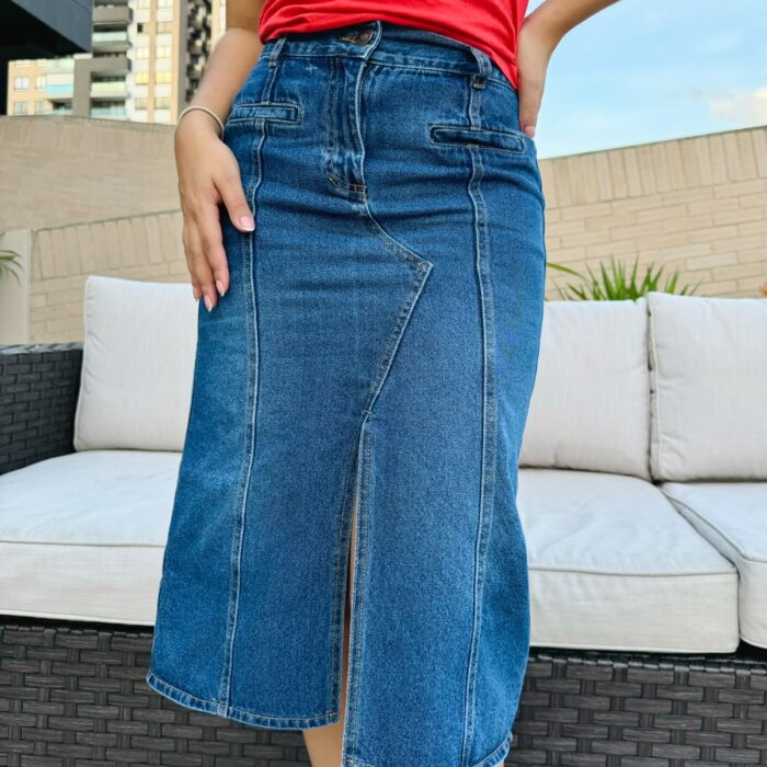 Falda Denim Asimétrica con Ribetes