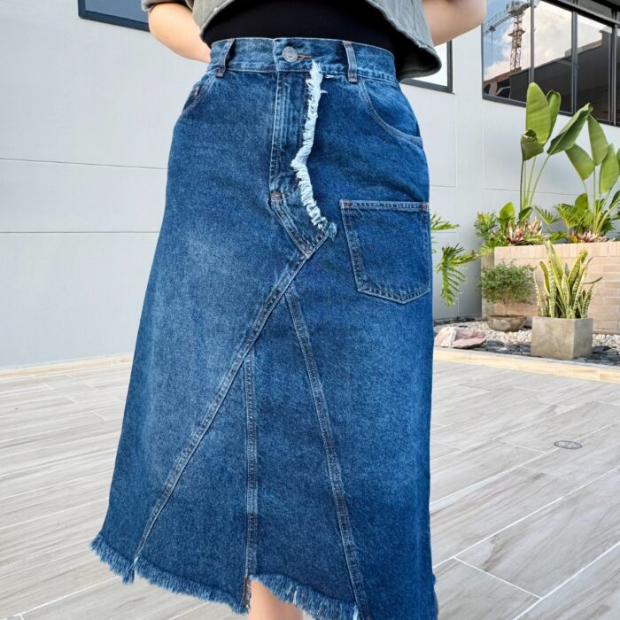 Falda Denim Asimétrica Desgastada