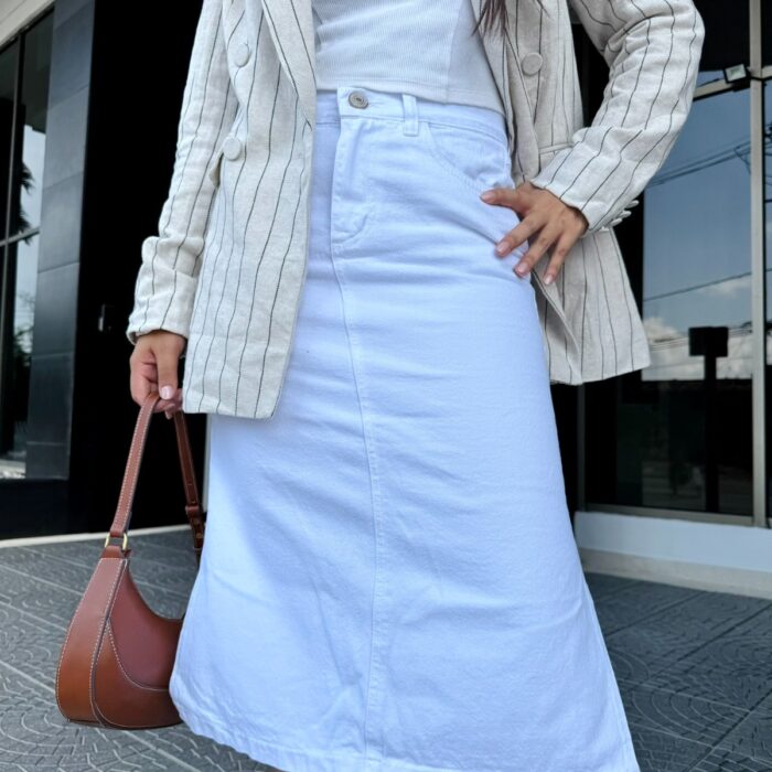 Falda Denim Blanca con Aberturas Laterales