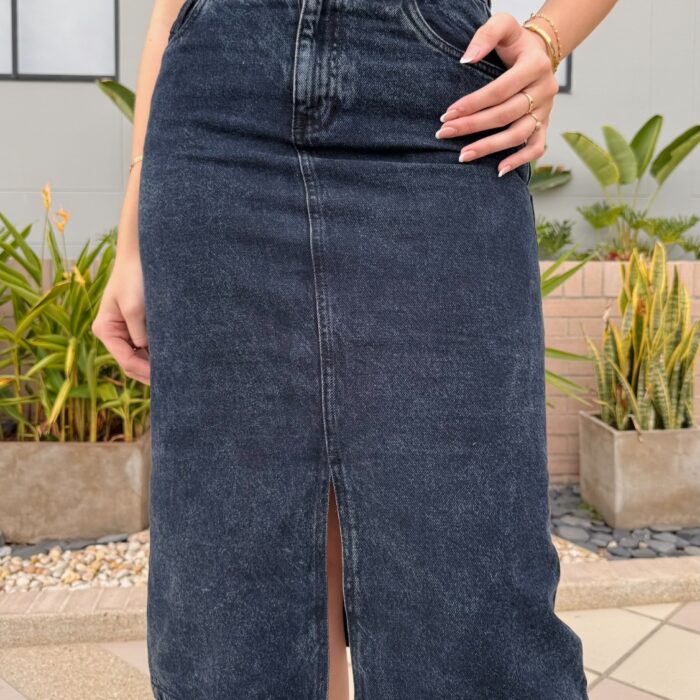 Falda Midi Denim Lavado Negro