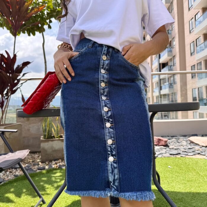 Falda Denim con Botones Frontales y Flecos